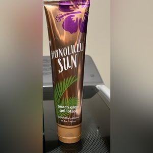 Bath and Body works glow lotion